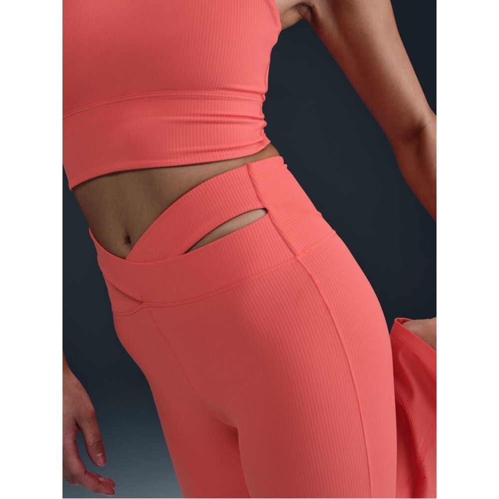 Nike Zenvy Rib Women's High-Waisted Full-Length Flared Leggings coral size L NWT - Picture 4 of 12